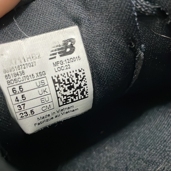 New Balance 711 V3 Navy Blue Black Sneakers Shoes Women’s Size 6.5 - Picture 8 of 8